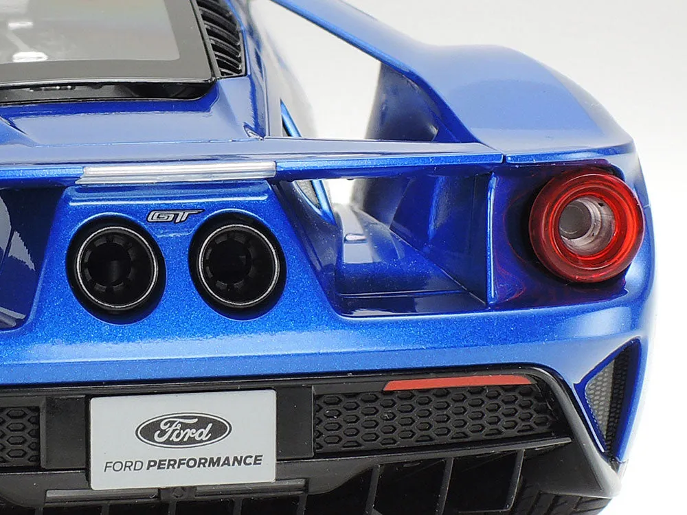 Ford GT (1/24)