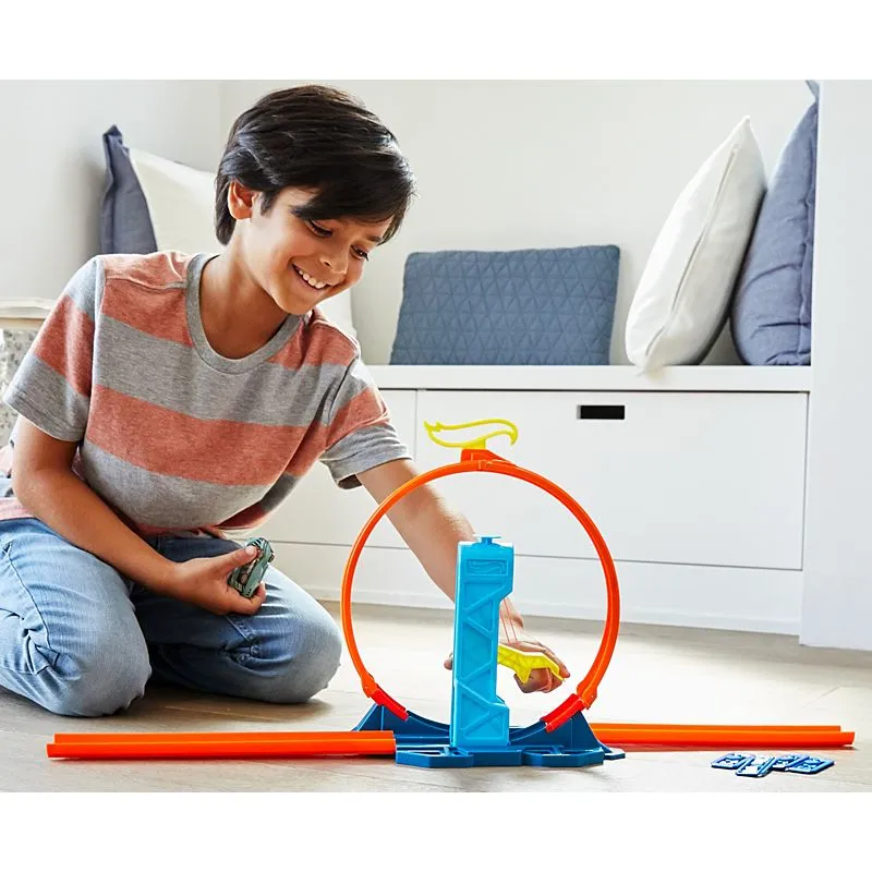 Hot Wheels Loop Kicker Pack